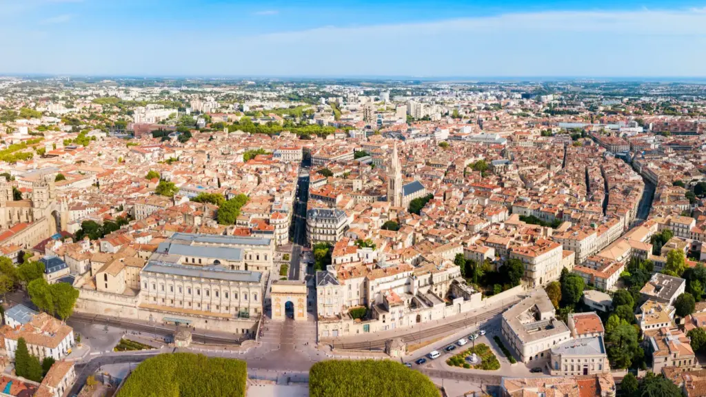 Estimation précise de la valeur vénale immobilière à Montpellier : entre le charme de l'Écusson et la modernité de Port Marianne.